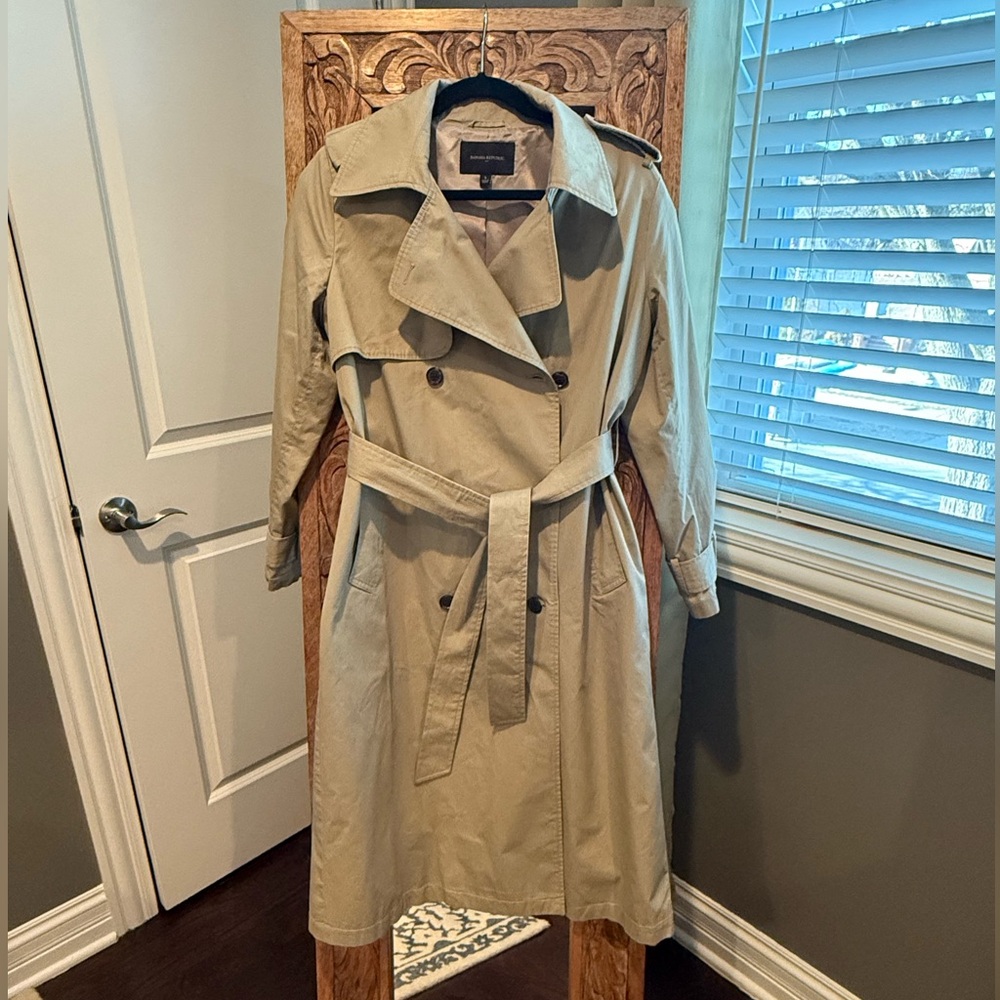 Banana Republic Classic Trench Coat Size Small